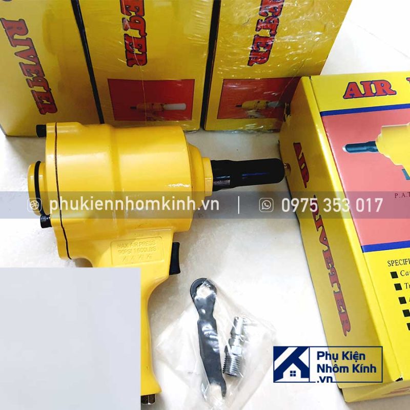 Súng rút đinh tán khí nén Rive thiết kế chắc chắn, bắn êm và khỏe